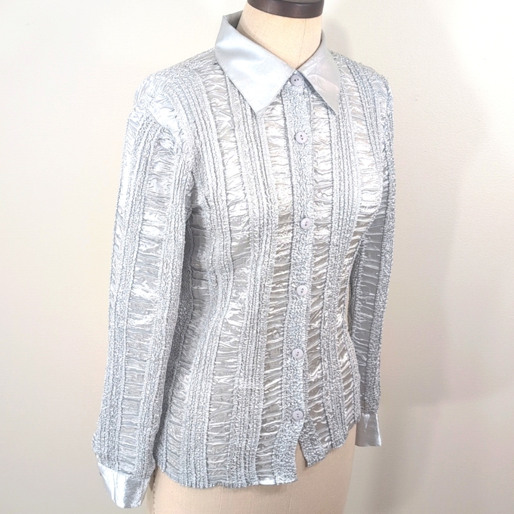 Vintage metallic ruched, stretchy long sleeve button up. Once Again. Medium